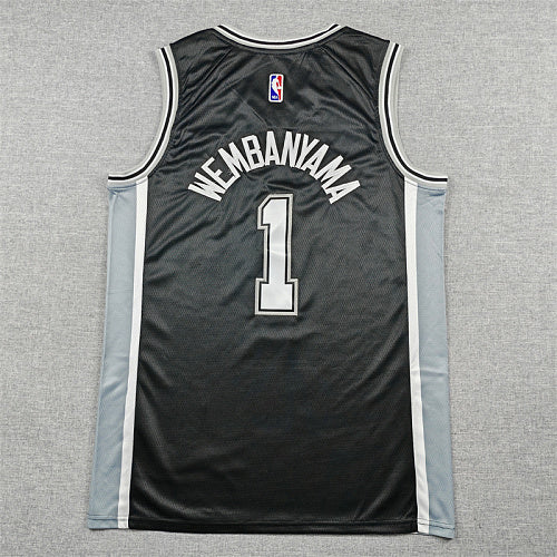 Victor Wembanyama San Antonio Spurs. Icon Edition 2024-25